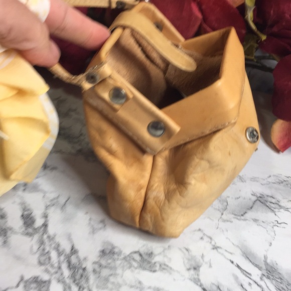 Vintage Light Tan Soft Leather Crossbody Bag with Parisian Souvenir Hand… - Picture 9 of 12